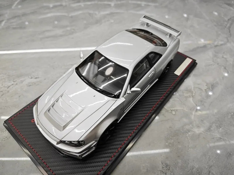 1:18 Nissan 1999 Skyline GT-R BNR34 Silver Die Cast Model Car