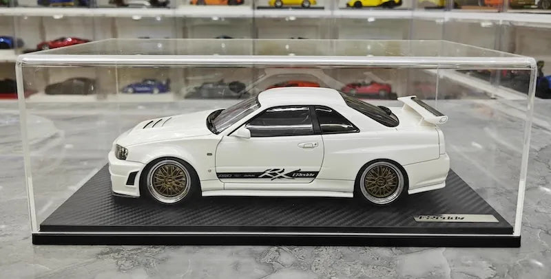 1:18 Nissan 1999 Skyline GT-R BNR34 White Die Cast Model Car