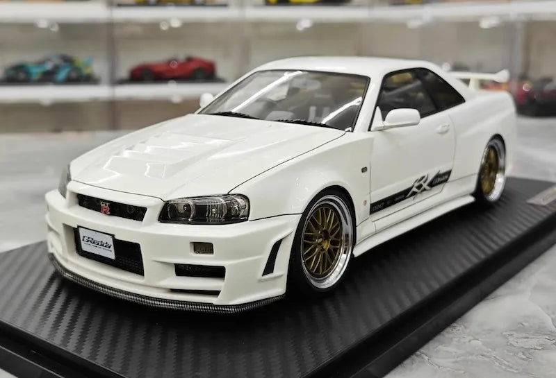 1:18 Nissan 1999 Skyline GT-R BNR34 White Die Cast Model Car