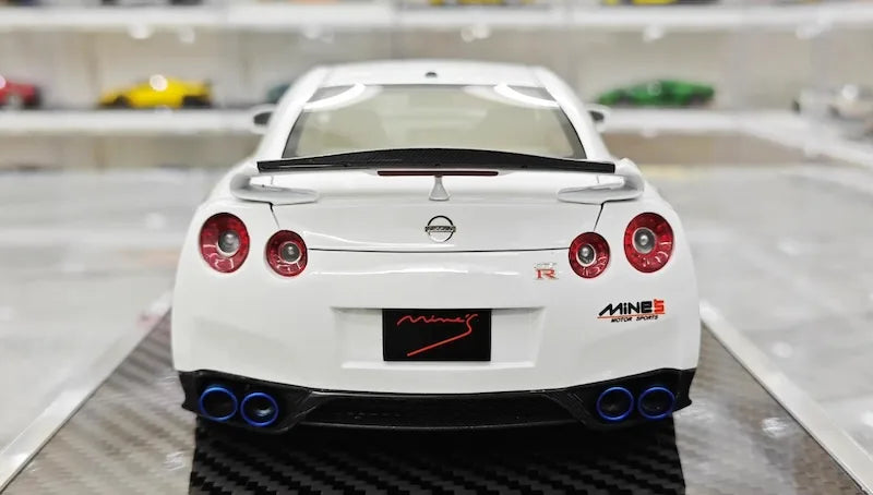 1:18 Nissan 2007 GT-R R35 Mine's Die Cast Model Car