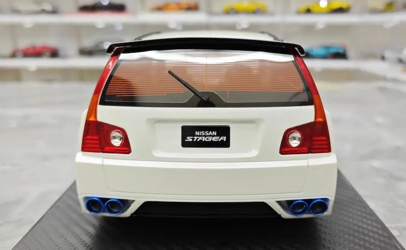 1:18 Nissan 2022 Stagea R35 Wagon Die Cast Model Car
