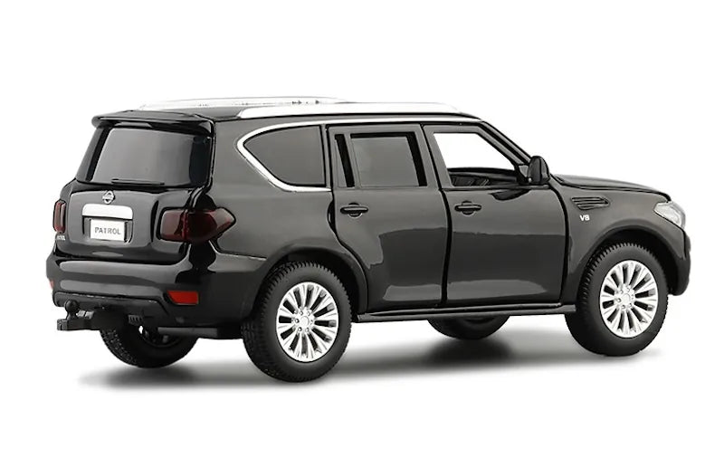 1:32 Nissan 2010 Patrol Y62 Die Cast Model Car