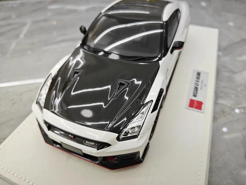 1:18 Nissan 2024 GT-R R35 Nismo White Die Cast Model Car