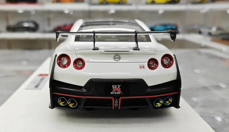 1:18 Nissan 2024 GT-R R35 Nismo White Die Cast Model Car