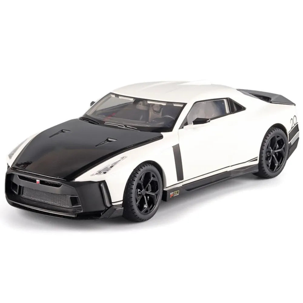 1:18 Nissan 2021 GTR50 Die Cast Model Car