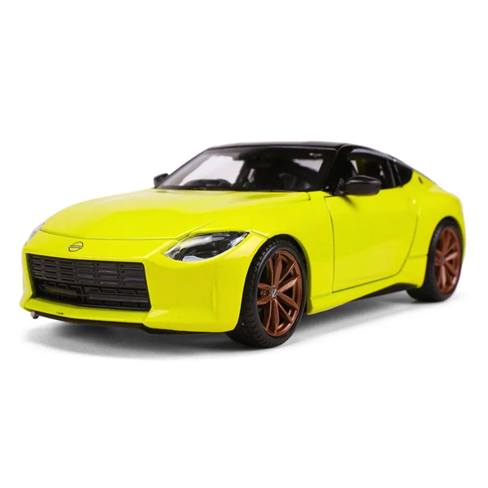 1:24 Nissan 2023 Z Die Cast Model Car
