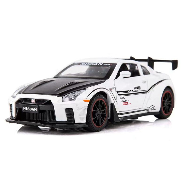 1:32 Nissan 2016 LB Aimgain GT-R R35 Die Cast Model Car