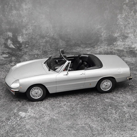 [Norev] 1:18 Alfa Romeo 1966 Spider Duetto Silver Model Car Resin