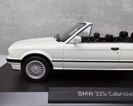 [Norev] 1:18 BMW 1991 E30 325i Cabriolet White Model Car Resin