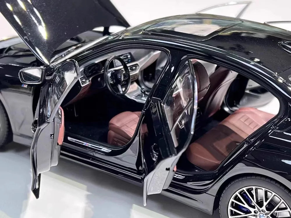 [Norev] 1:18 BMW 2019 G20 330i M Sport Black Model Car Die-Cast