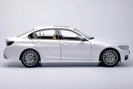 [Norev] 1:18 BMW 2019 G20 330i M Sport White Model Car Die-Cast