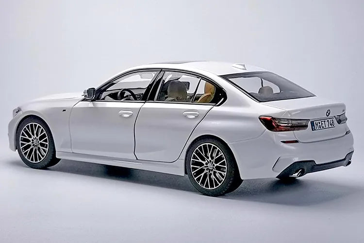 [Norev] 1:18 BMW 2019 G20 330i M Sport White Model Car Die-Cast