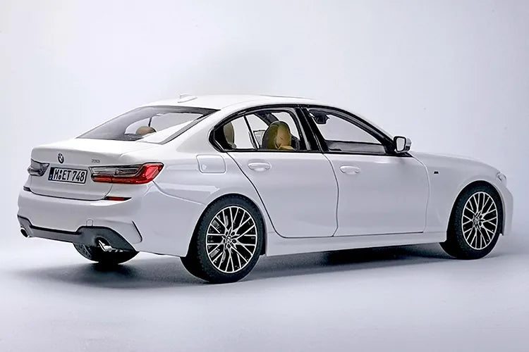 [Norev] 1:18 BMW 2019 G20 330i M sportiva bianco modellino di auto Die-Cast