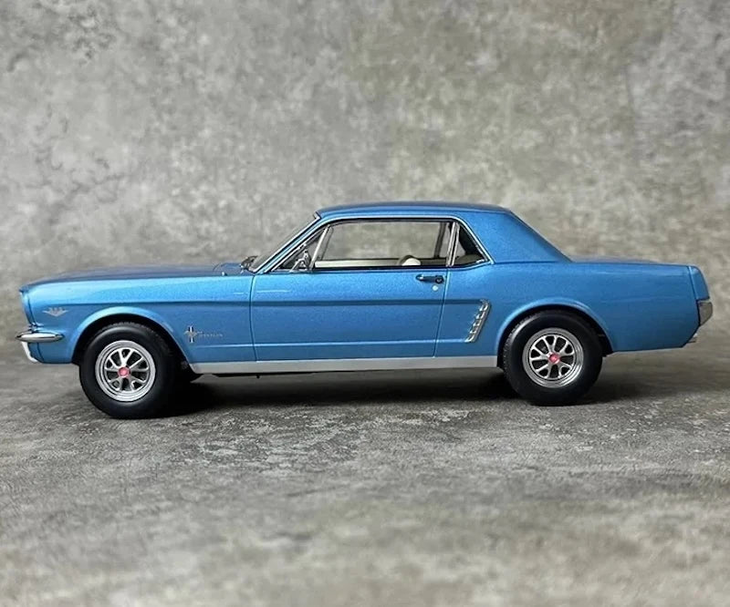 [Norev] 1:18 Ford 1965 Mustang Blue Model Car Resin