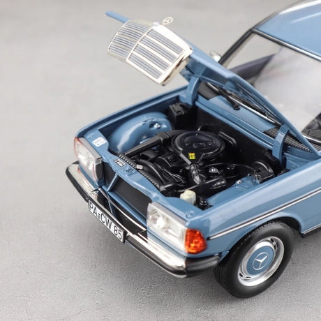 [Norev] 1:18 Mercedes-Benz 1980 200T T-Model S123 Estate Blue Model Car Die-Cast