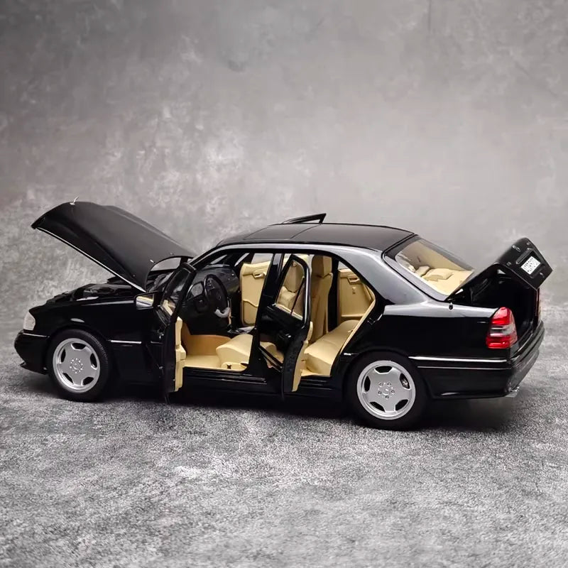[Norev] 1:18 Mercedes-Benz 1993 C-Class W202 Black Model Car Die-Cast
