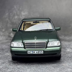 [Norev] 1:18 Mercedes-Benz 1993 C-Class W202 Green Model Car Die-Cast