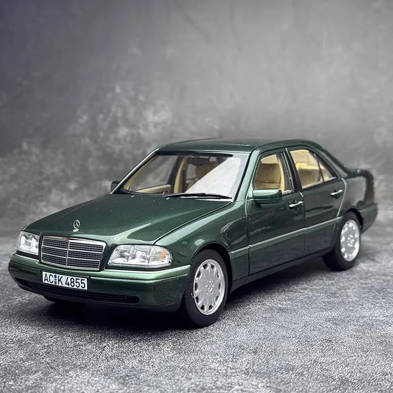 [Norev] 1:18 Mercedes-Benz 1993 C-Class W202 Green Model Car Die-Cast