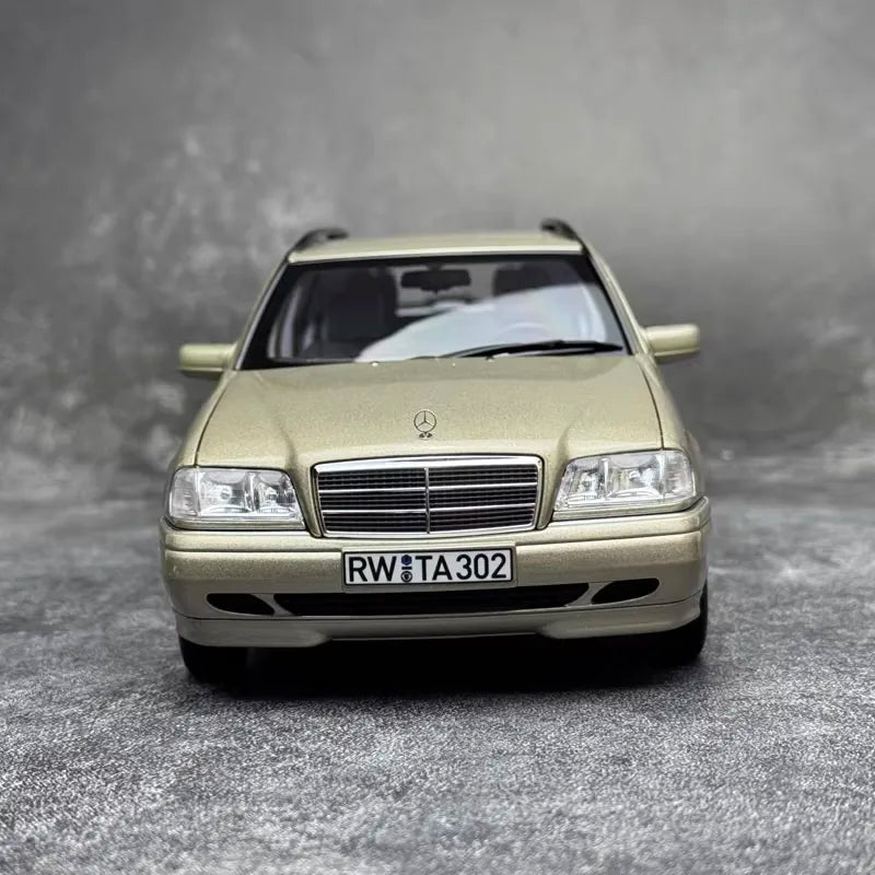 [Norev] 1:18 Mercedes-Benz 1993 C-Class W202 T-Model Estate Gold Model Car Die-Cast