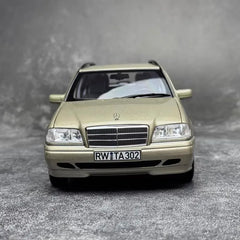 [Norev] 1:18 Mercedes-Benz 1993 C-Class W202 T-Model Estate Gold Model Car Die-Cast
