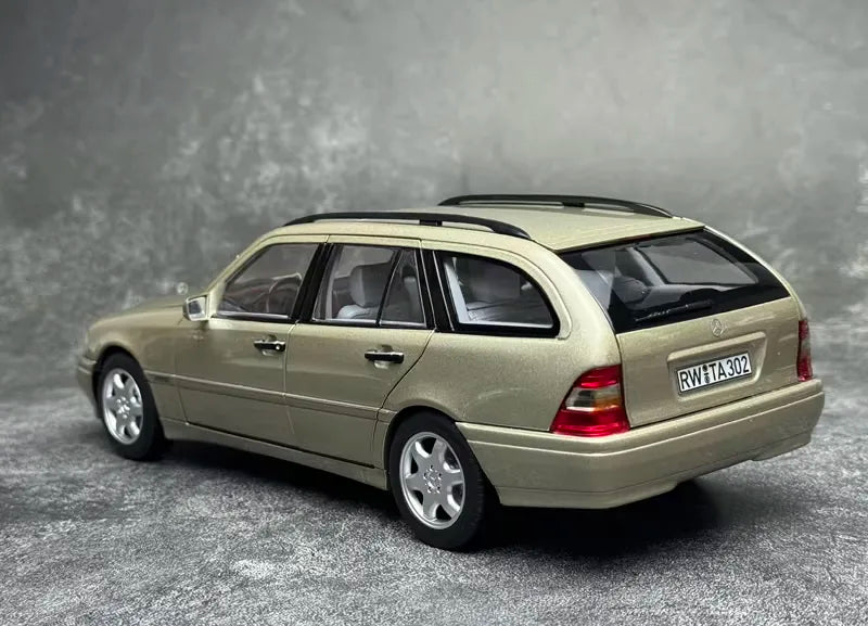 [Norev] 1:18 Mercedes-Benz 1993 C-Class W202 T-Model Estate Gold Model Car Die-Cast