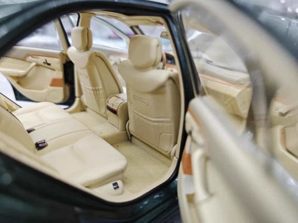 [Norev] 1:18 Mercedes-Benz 1998 S-Class W220 Green Model Car Die-Cast