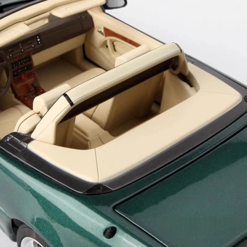 [Norev] 1:18 Mercedes-Benz 1999 SL500 R129 Green Model Car Die-Cast