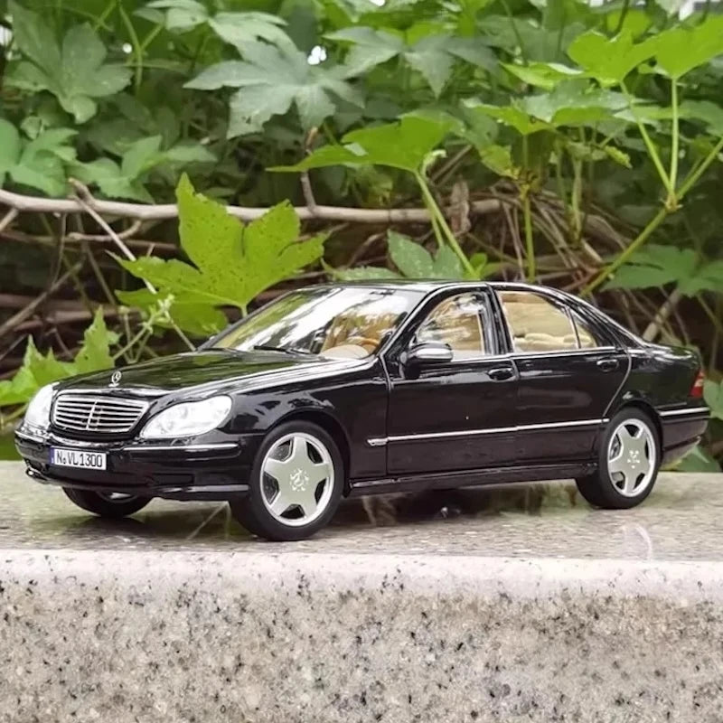 [Norev] 1:18 Mercedes-Benz 2000 S55 AMG W220 Black Model Car Die-Cast