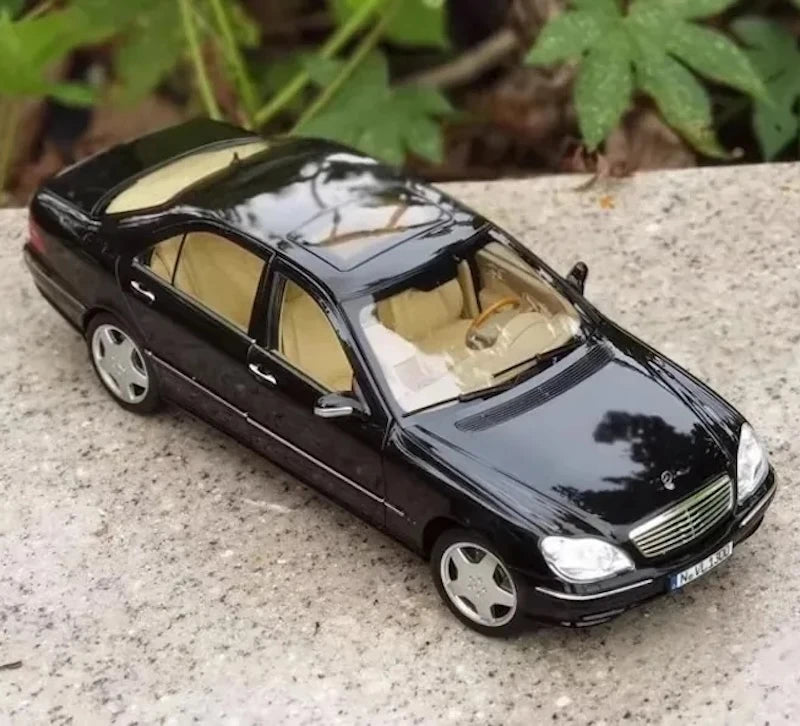 [Norev] 1:18 Mercedes-Benz 2000 S55 AMG W220 Black Model Car Die-Cast
