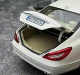 [Norev] 1:18 Mercedes-Benz 2011 CLS-Class C218 White Model Car Die-Cast
