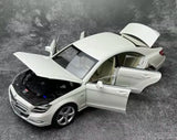 [Norev] 1:18 Mercedes-Benz 2011 CLS-Class C218 White Model Car Die-Cast