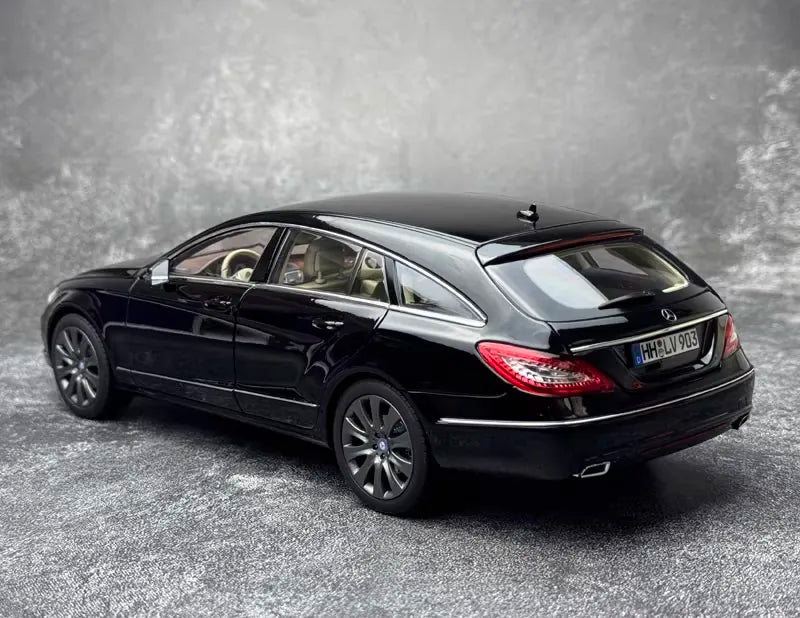 [Norev] 1:18 Mercedes-Benz 2012 CLS-Class C218 Shooting Brake Black Model Car Die-Cast
