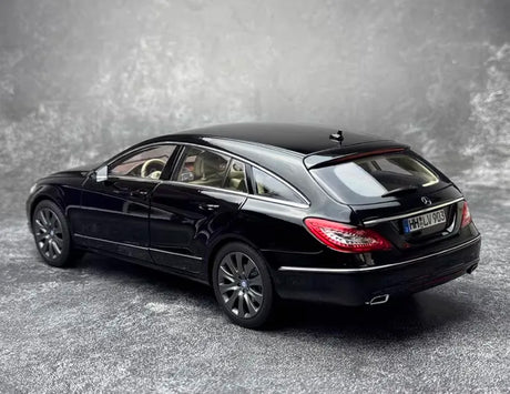 [Norev] 1:18 Mercedes-Benz 2012 CLS-Class C218 Shooting Brake Black Model Car Die-Cast