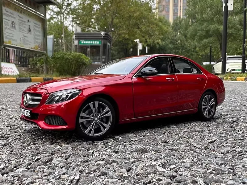 [Norev] 1:18 Mercedes-Benz 2014 C-Class W205 punainen pienoismalli Die-Cast