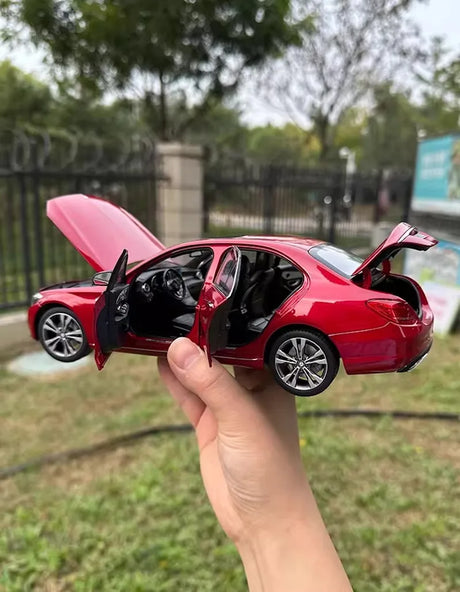 [Norev] 1:18 Mercedes-Benz 2014 C-Class W205 rood modelauto Die-Cast