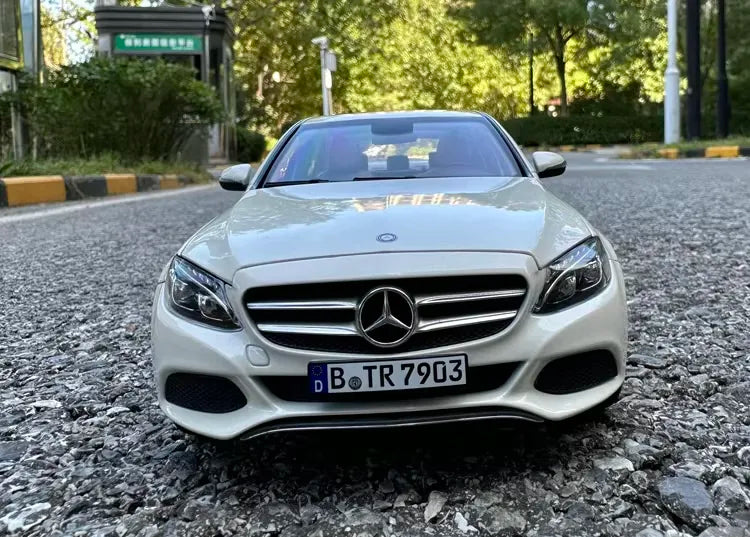 [Norev] 1:18 Mercedes-Benz 2014 C-Class W205 White Model Car Die-Cast