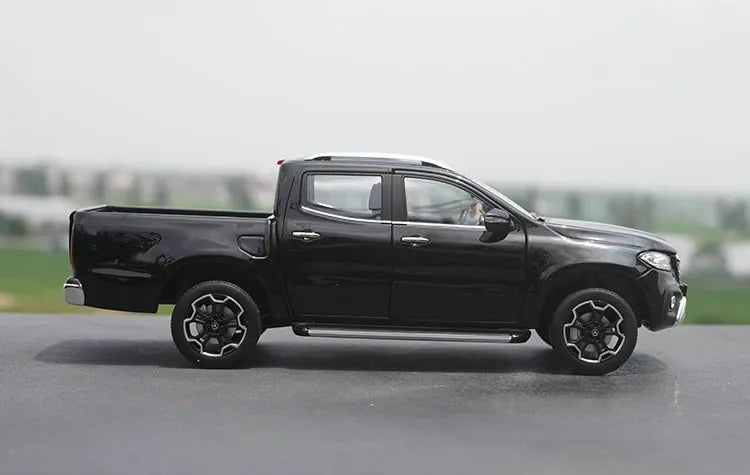 [Norev] 1:18 Mercedes-Benz 2017 X-Class Black Model Car Die-Cast