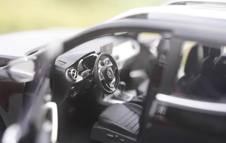 [Norev] 1:18 Mercedes-Benz 2017 X-Class Black Model Car Die-Cast