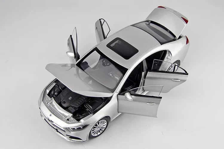 [Norev] 1:18 Mercedes-Benz 2017 CLS Class argento modellino di auto Die-Cast