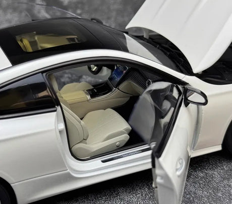 [Norev] 1:18 Mercedes-Benz 2023 CLE C236 White Model Car Die-Cast