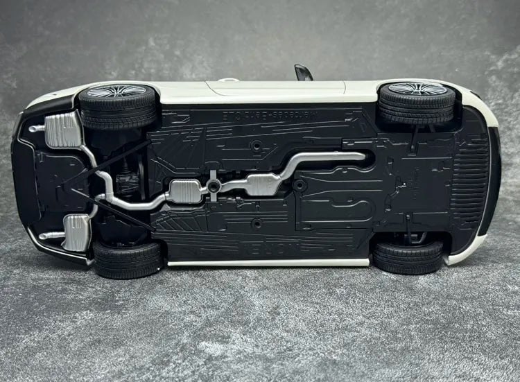 [Norev] 1:18 Mercedes-Benz 2023 CLE C236 White Model Car Die-Cast