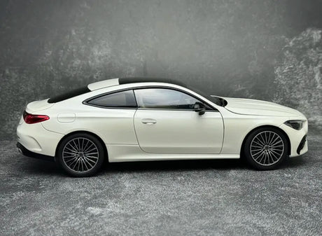 [Norev] 1:18 Mercedes-Benz 2023 CLE C236 White Model Car Die-Cast