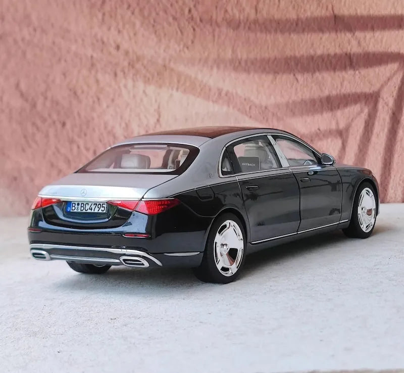 [Norev] 1:18 Mercedes-Maybach 2021 S-Class Black & Silver Model Car Die-Cast