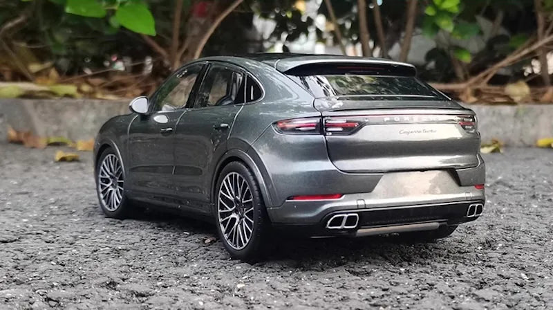 [Norev] 1:18 Porsche 2019 Cayenne Coupe Turbo Gray Model Car Die-Cast