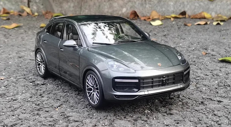 [Norev] 1:18 Porsche 2019 Cayenne Coupe Turbo Gray Model Car Die-Cast