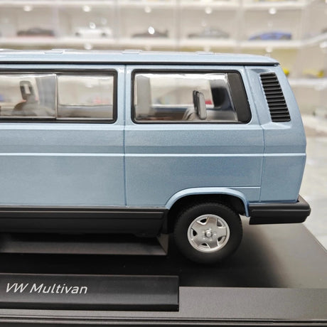 [Norev] 1:18 Volkswagen 1990 Multivan Blue Model Car Resin