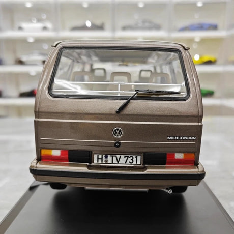 [Norev] 1:18 Volkswagen 1990 Multivan Brown Model Car Resin