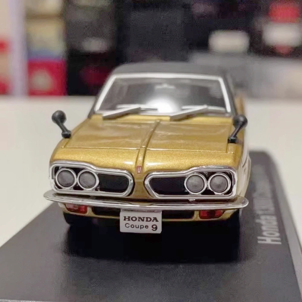 [Norev] 1:43 Honda 1970 1300 Coupe 9 Gold Model Car Die-Cast