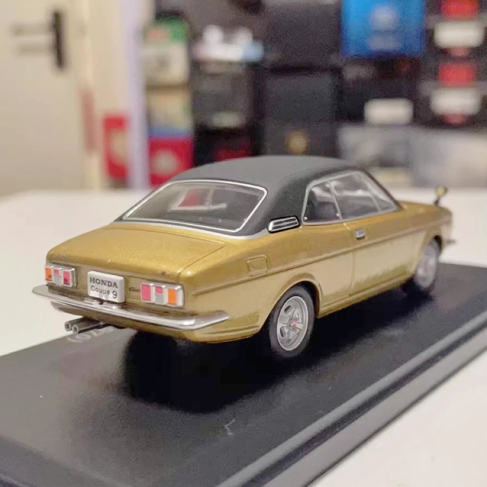 [Norev] 1:43 Honda 1970 1300 Coupe 9 Gold Model Car Die-Cast