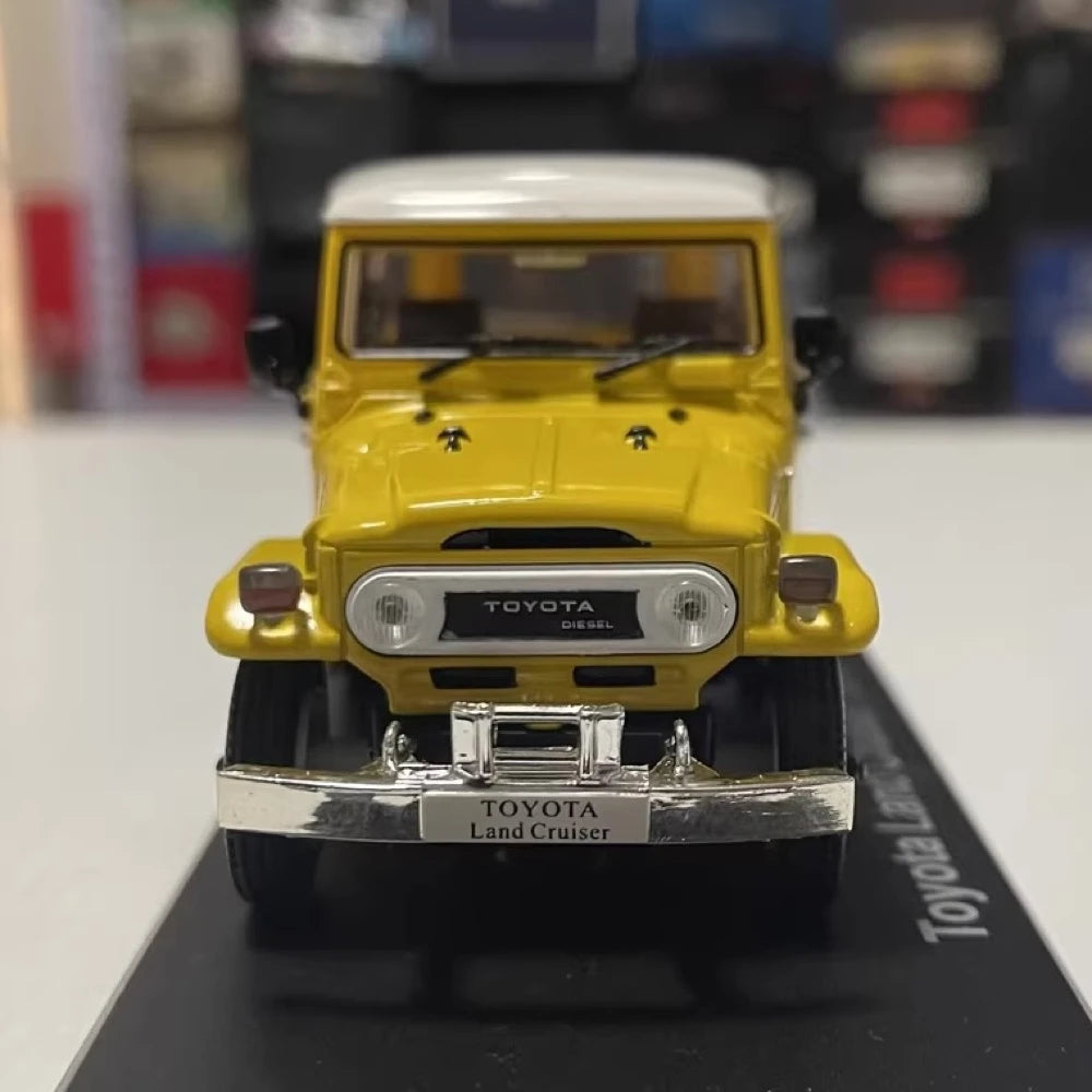 [Norev] 1:43 Toyota 1974 Land Cruiser FJ40 Yellow Model Car Die-Cast